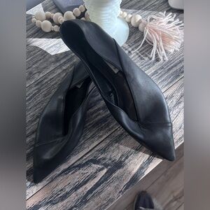 Zara Black Pointed Flats